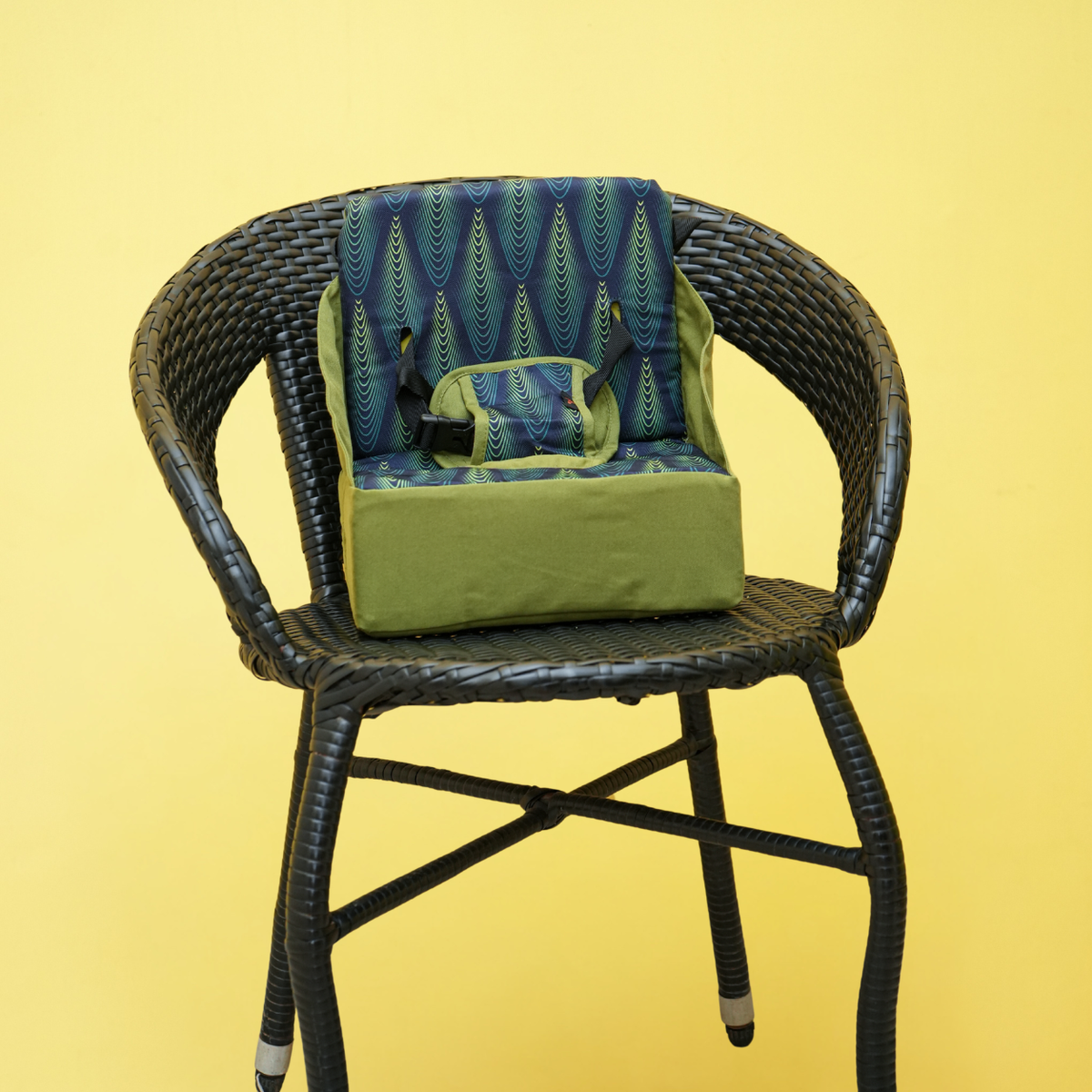 Portable Safety Booster Chair - Olive green