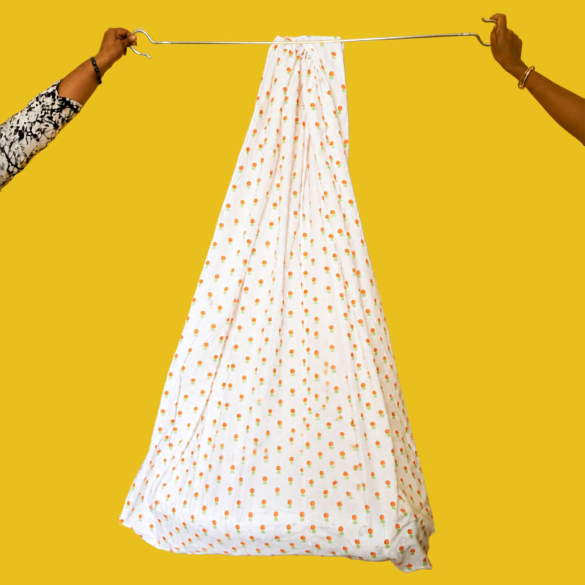 Safety Zip Thottil Poplin Cotton (Pineapple Print)
