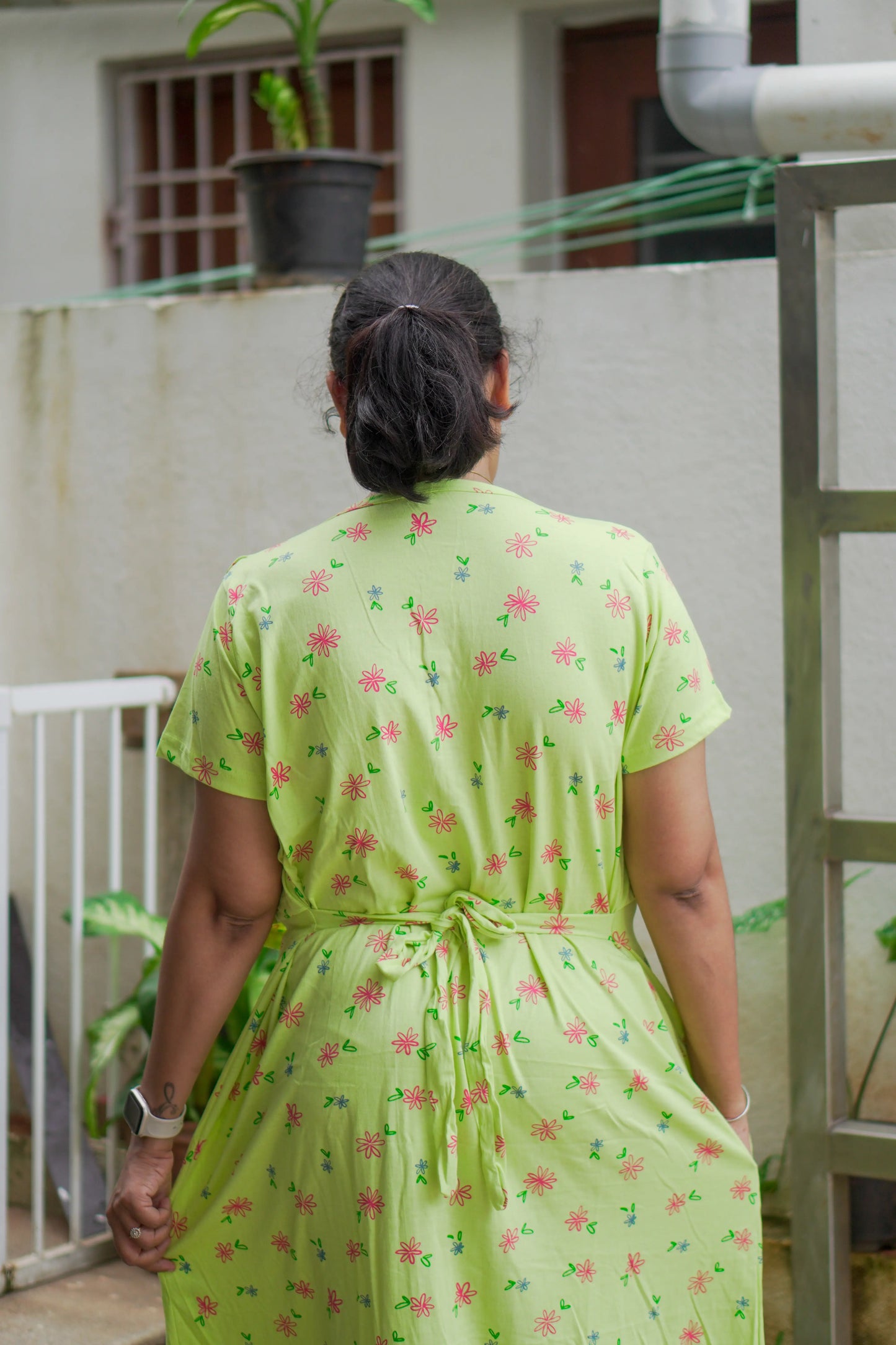 Lime Blossom Dupatta Feeding Nighty
