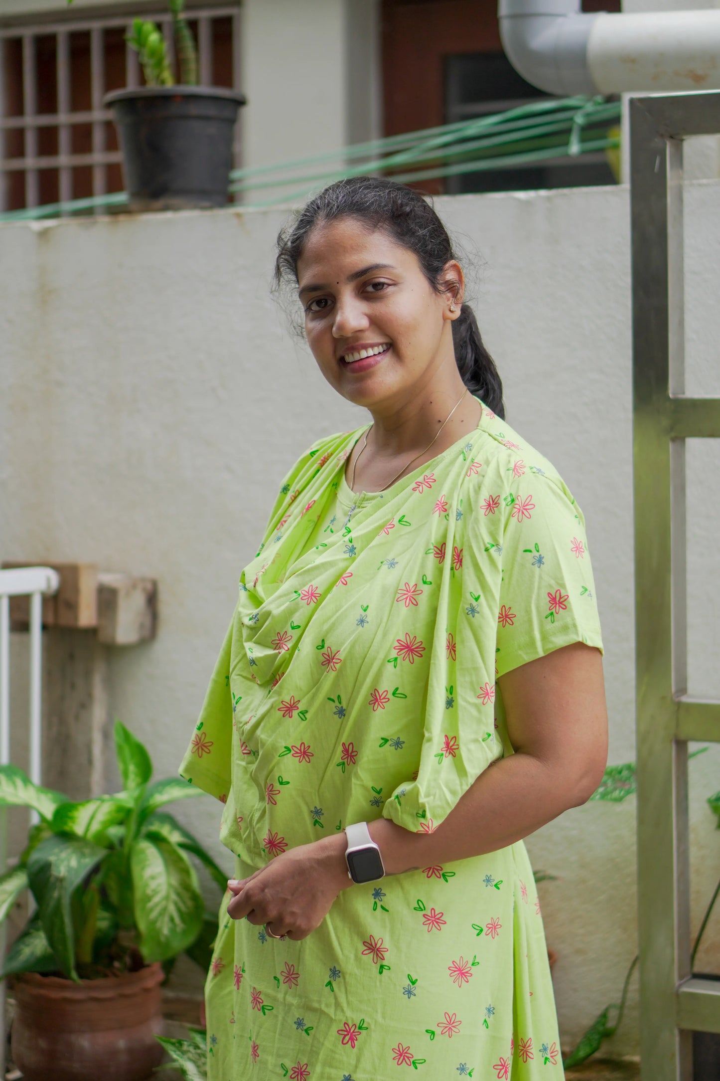 Lime Blossom Dupatta Feeding Nighty