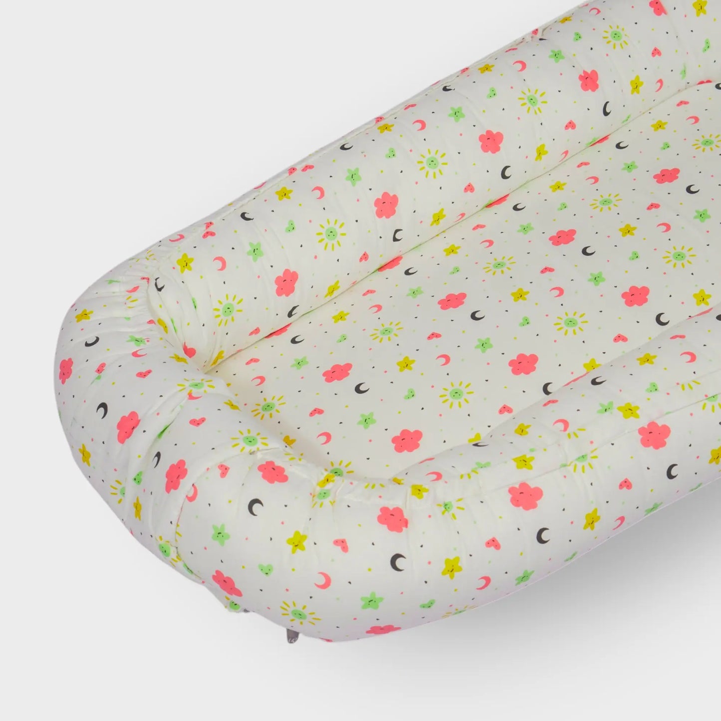 Dreamland Cozy Nest Bed