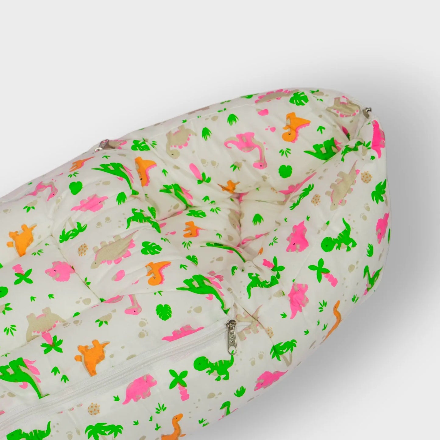 Jungle Dino Muslin Carry Nest